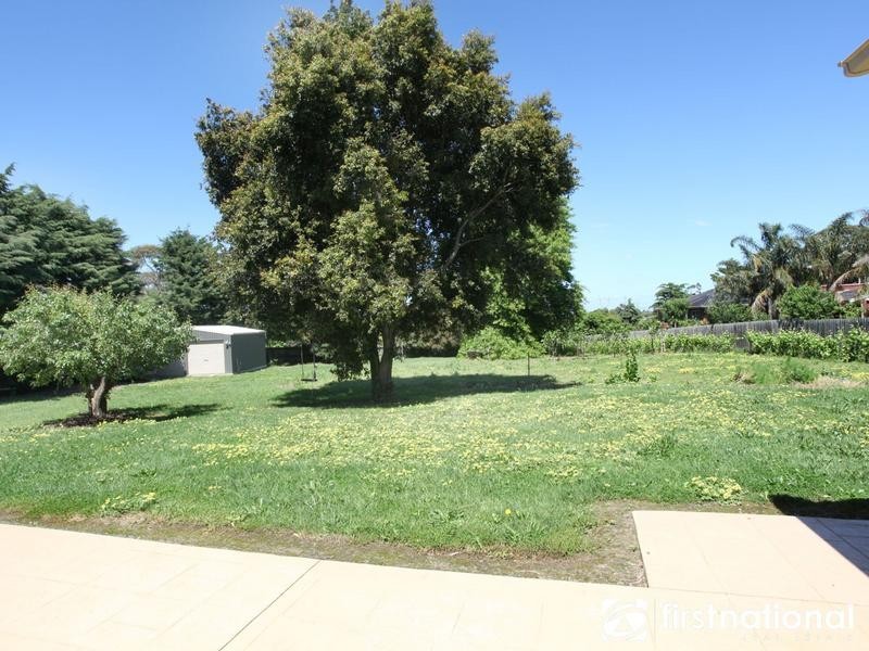 6 Gordon Close, Narre Warren South VIC 3805