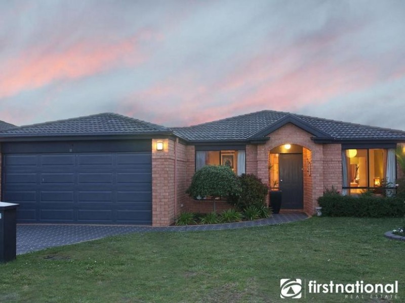 11 Margie Square, Narre Warren South VIC 3805