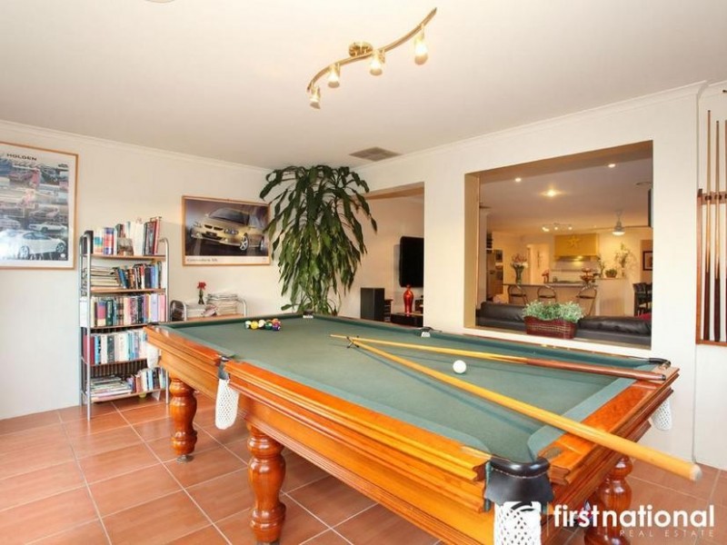 11 Margie Square, Narre Warren South VIC 3805