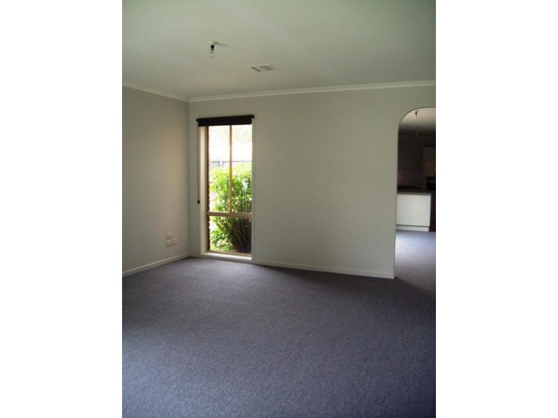 11 Terrapin Drive, Narre Warren South VIC 3805