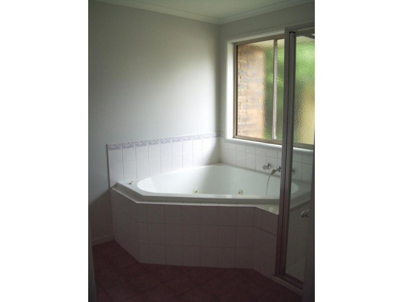 11 Terrapin Drive, Narre Warren South VIC 3805