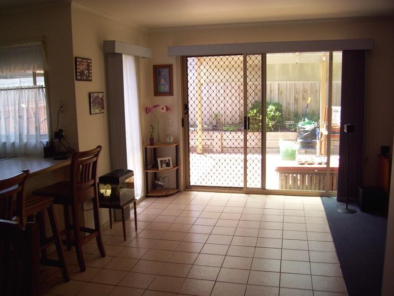 12 Stanton Close, Narre Warren South VIC 3805