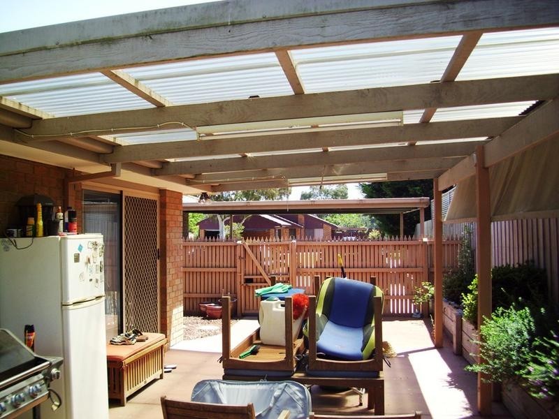 12 Stanton Close, Narre Warren South VIC 3805