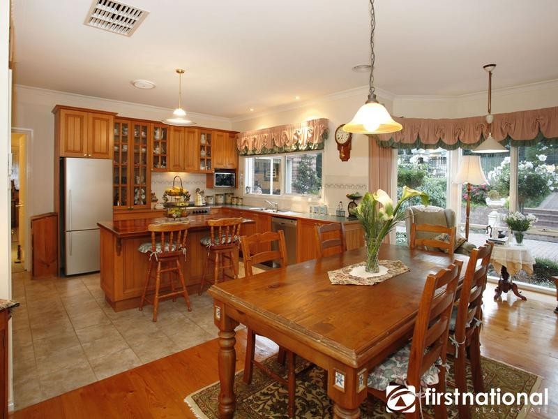 17-18 Moonbeam Close, Narre Warren South VIC 3805