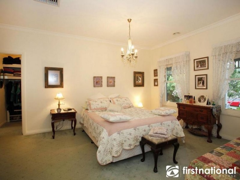 17-18 Moonbeam Close, Narre Warren South VIC 3805