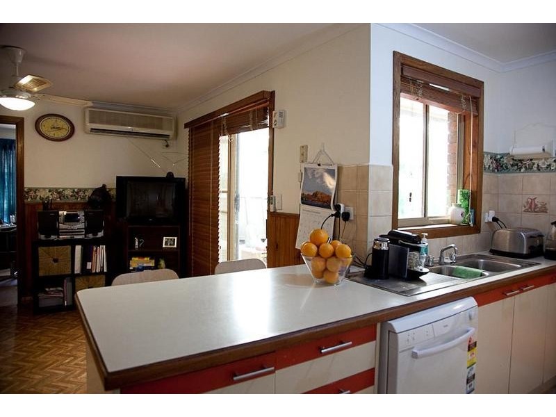 18 Tilba Court, Berwick VIC 3806