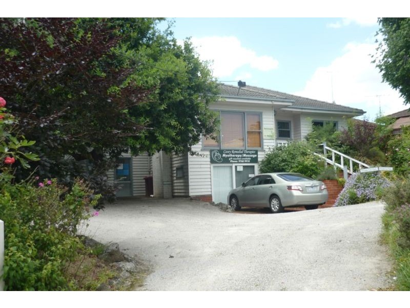 9 Wilson Street, Berwick VIC 3806