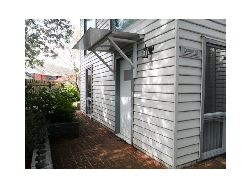 9 Wilson Street, Berwick VIC 3806