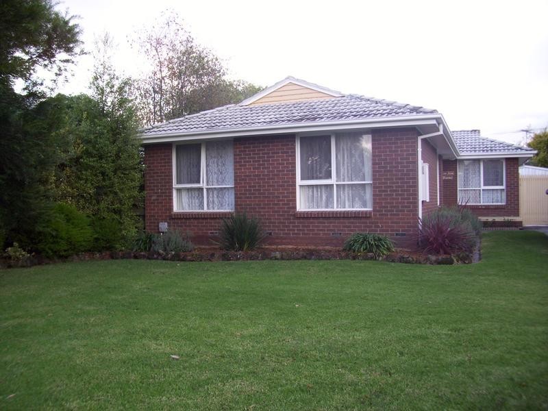 1 Lucerne Court, Narre Warren VIC 3805