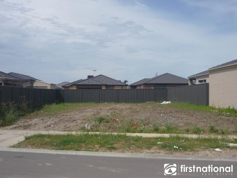 3 Ciliata Street, Cranbourne North VIC 3977