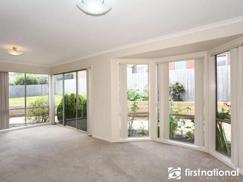 15 Lasiandra Circuit, Narre Warren VIC 3805