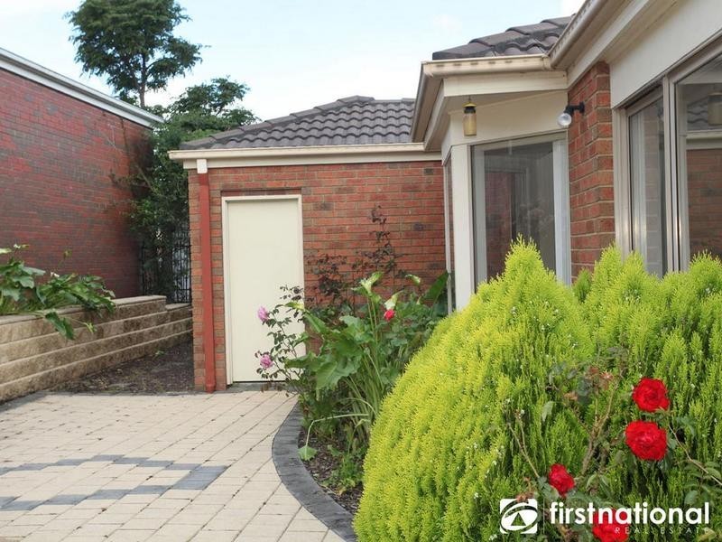 15 Lasiandra Circuit, Narre Warren VIC 3805