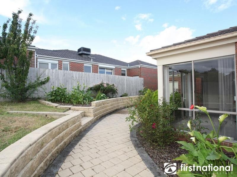 15 Lasiandra Circuit, Narre Warren VIC 3805