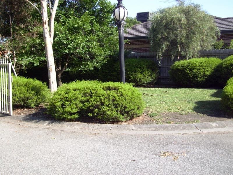 1/12 Grant Close, Berwick VIC 3806