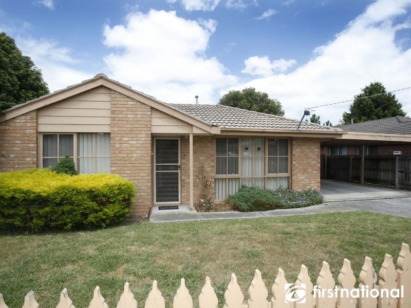 130 Warana Drive, Hampton Park VIC 3976
