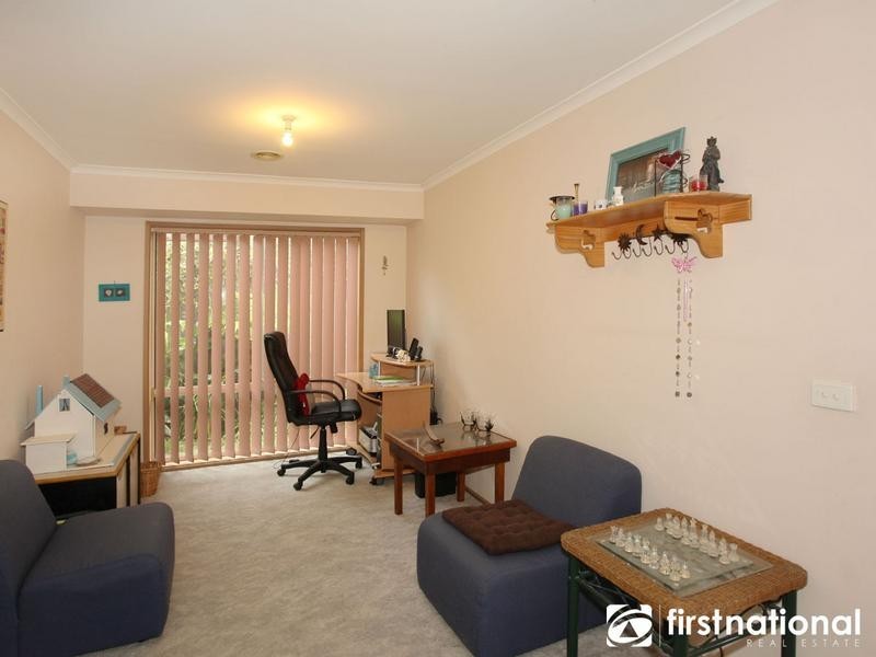 13 Sneddon Drive, Narre Warren South VIC 3805