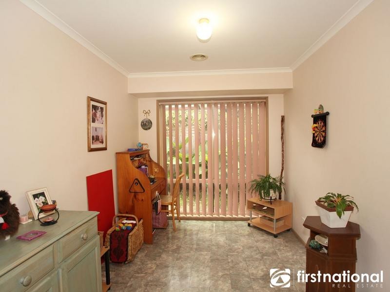 13 Sneddon Drive, Narre Warren South VIC 3805