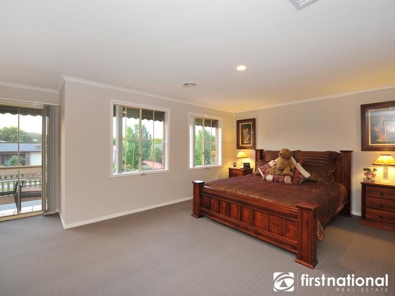 54 The Promenade, Narre Warren South VIC 3805