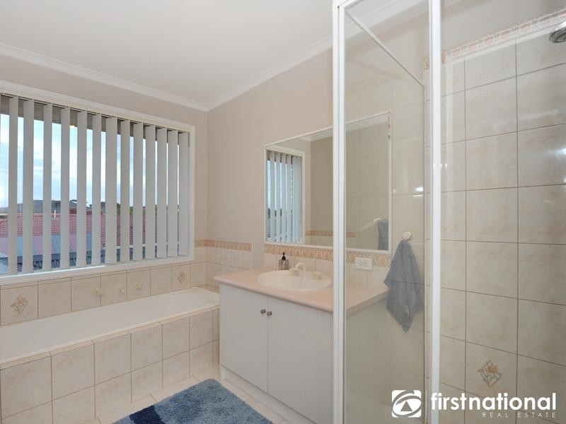 54 The Promenade, Narre Warren South VIC 3805