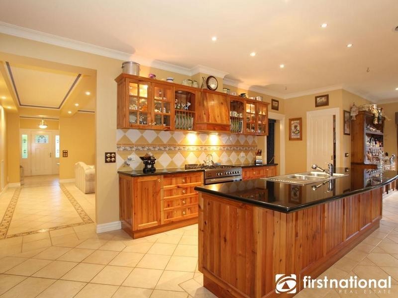 23 Mallard Street, Berwick VIC 3806