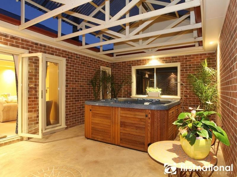 23 Mallard Street, Berwick VIC 3806