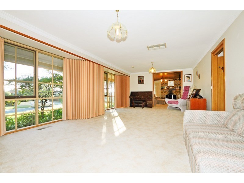 24-26 Claremont Glen, Berwick VIC 3806