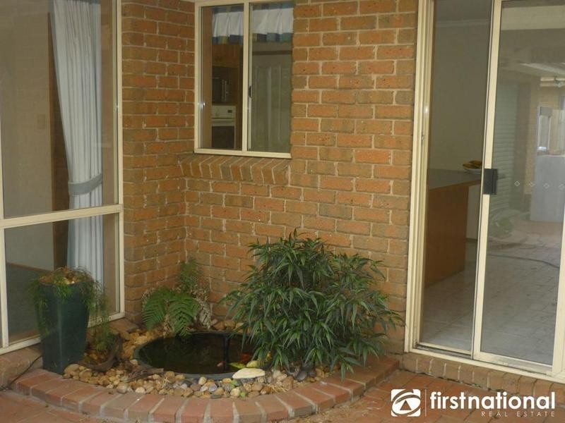 7 Scarborough Drive, Narre Warren South VIC 3805
