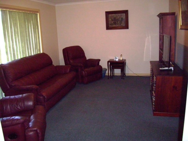 4/30-32 Garry Owen Crescent, Narre Warren VIC 3805