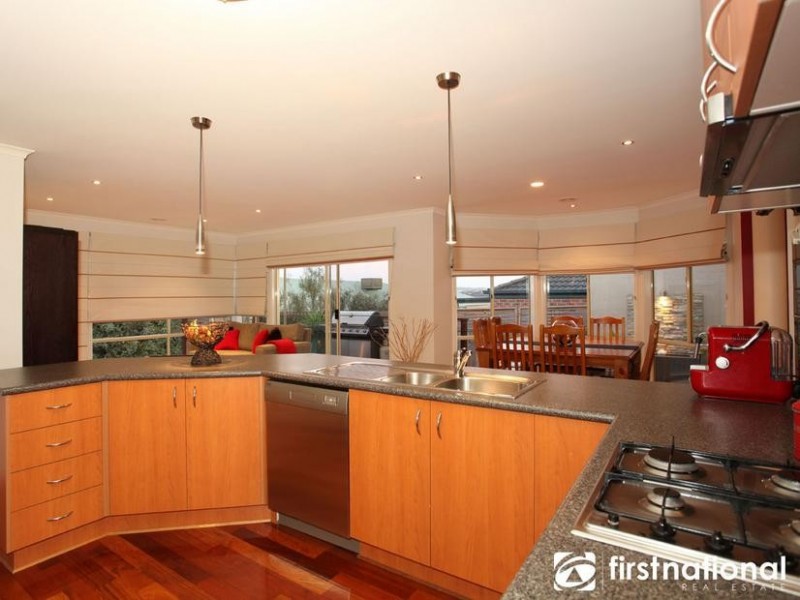 6 Conifer Court, Narre Warren South VIC 3805