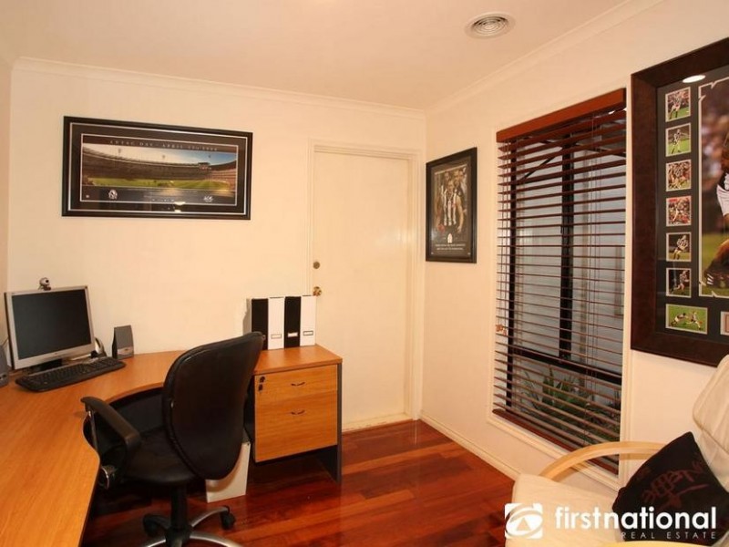 6 Conifer Court, Narre Warren South VIC 3805