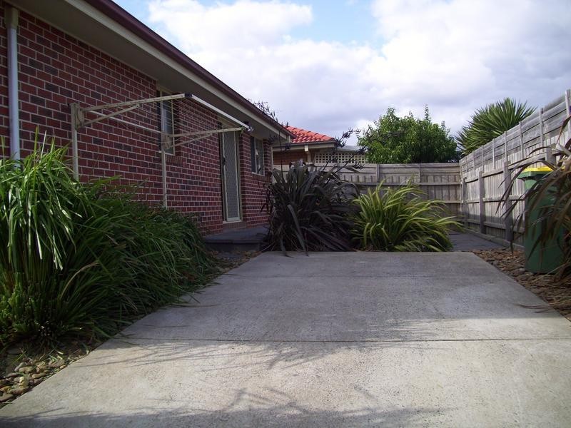 47 Tuscany Rise, Pakenham VIC 3810