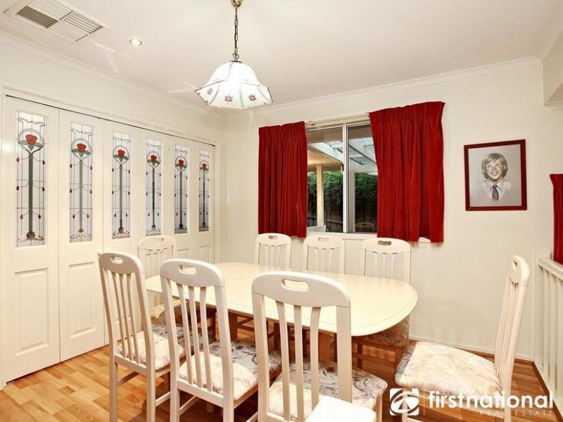 8 Hillview Place, Berwick VIC 3806