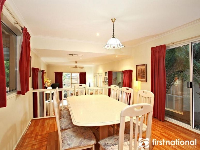 8 Hillview Place, Berwick VIC 3806