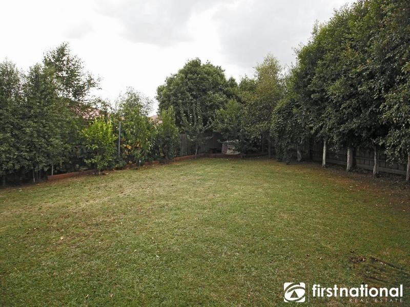 1 Brenda Court, Narre Warren VIC 3805