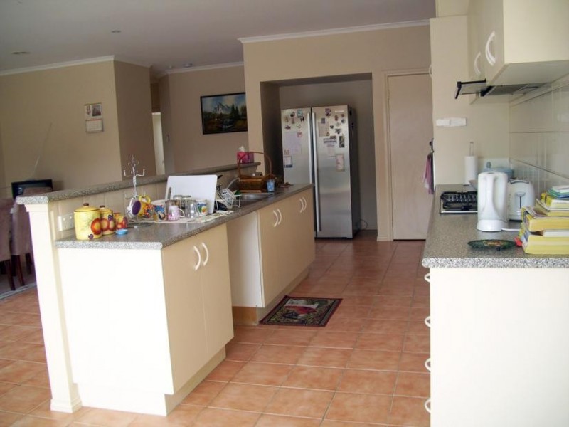 38 Bateman Grove, Hampton Park VIC 3976