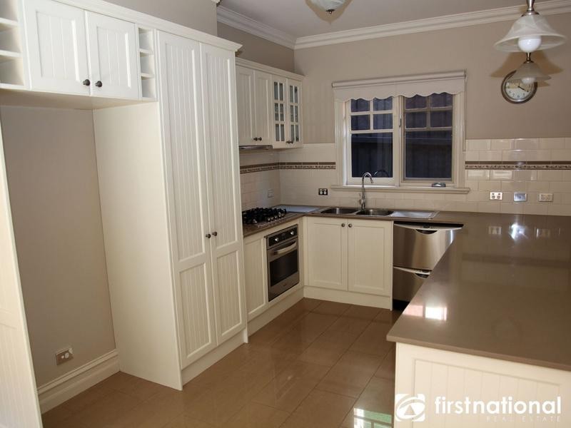 8A Palmerston Street, Berwick VIC 3806