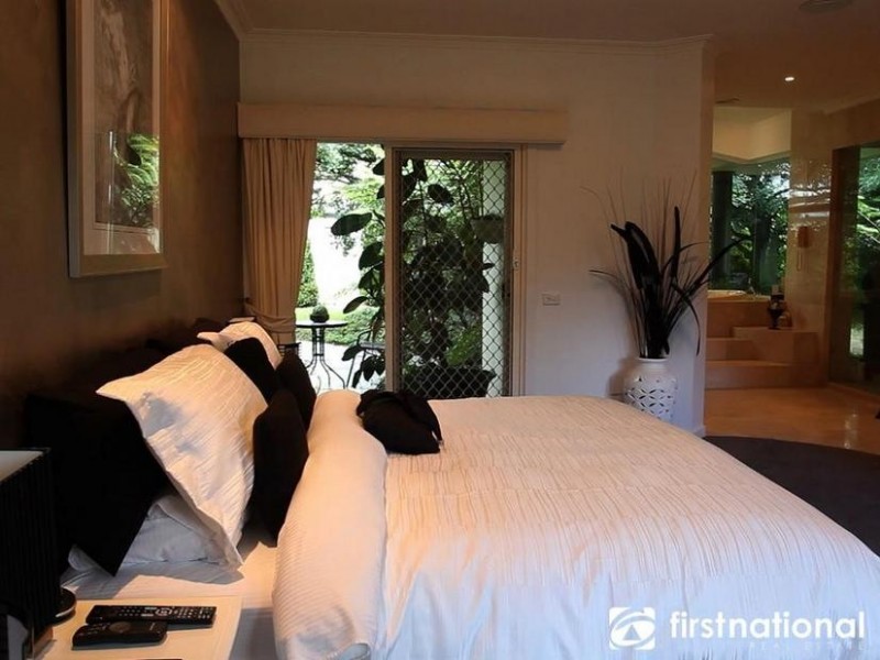 210 Kenilworth Avenue, Beaconsfield VIC 3807