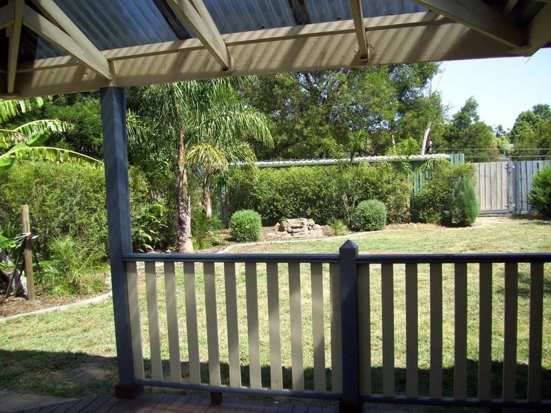 144 Sweeney Drive, Narre Warren VIC 3805