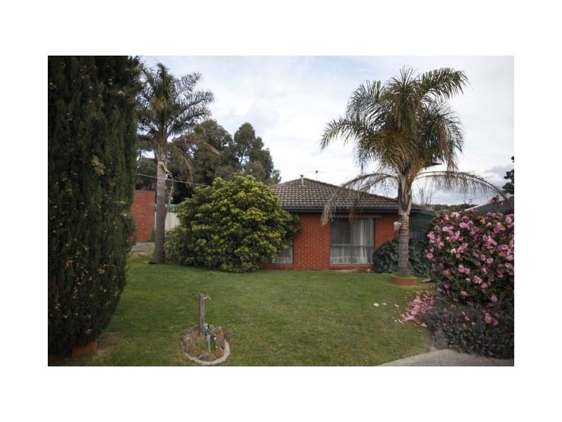 26 Beth Court, Hampton Park VIC 3976