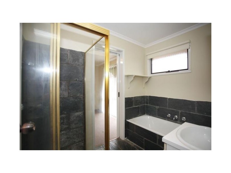 26 Beth Court, Hampton Park VIC 3976