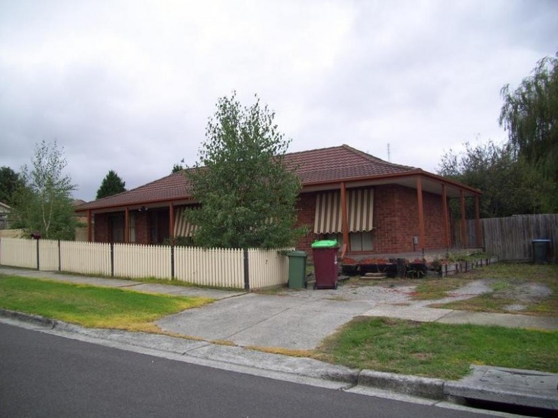 13 Opal Court, Narre Warren VIC 3805