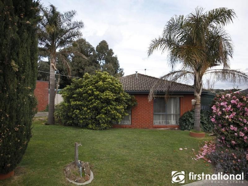 26 Beth Court, Hampton Park VIC 3976