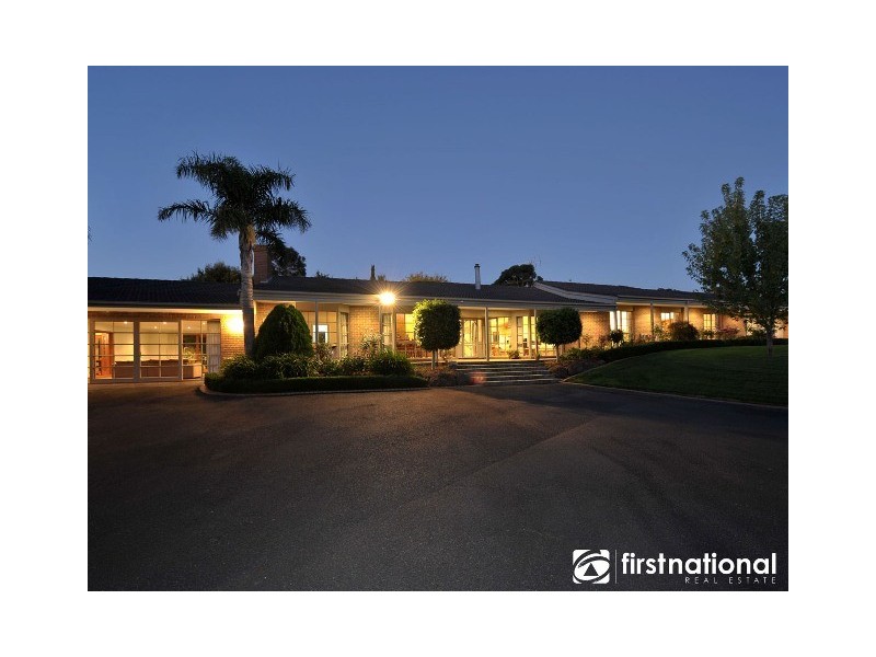 9 Angela Court, Narre Warren North VIC 3804