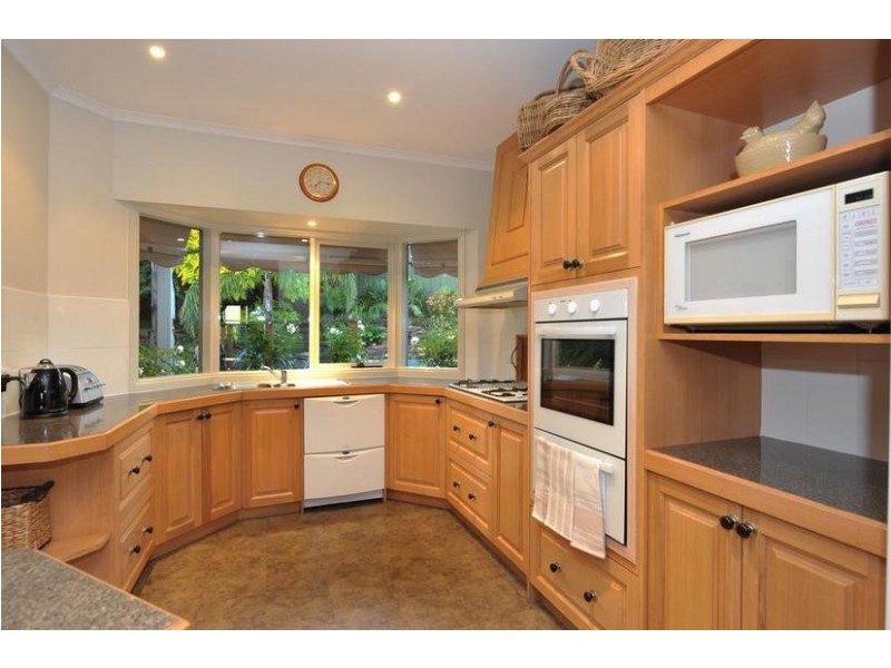 9 Angela Court, Narre Warren North VIC 3804