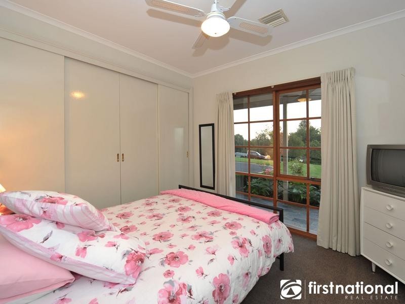 9 Angela Court, Narre Warren North VIC 3804