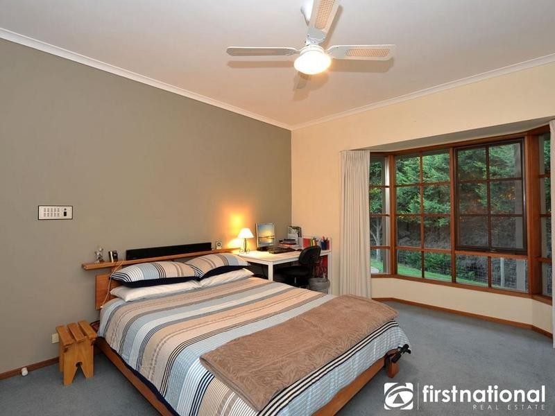 9 Angela Court, Narre Warren North VIC 3804