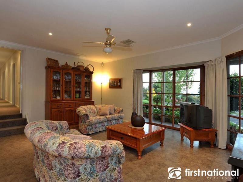 9 Angela Court, Narre Warren North VIC 3804