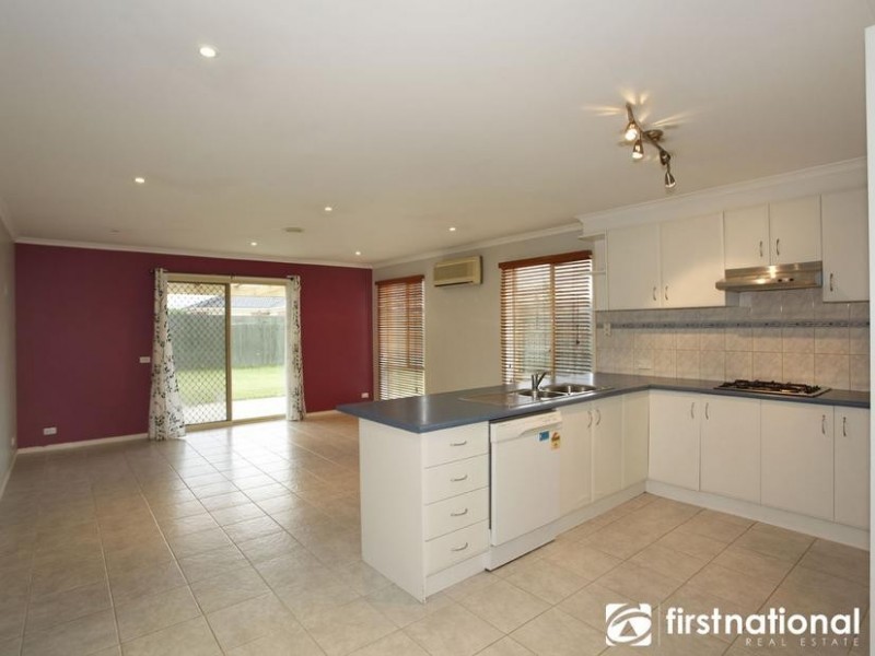 20 Grand Arch Way, Berwick VIC 3806