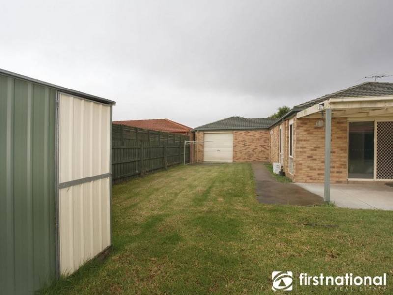 20 Grand Arch Way, Berwick VIC 3806