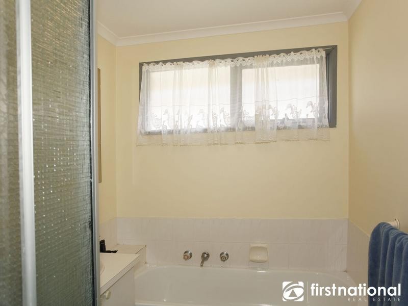 59 Amber Crescent, Narre Warren VIC 3805